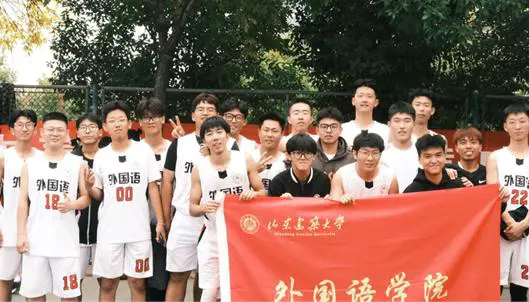 刻苦训练篮球时如何避免受伤的建议_2
